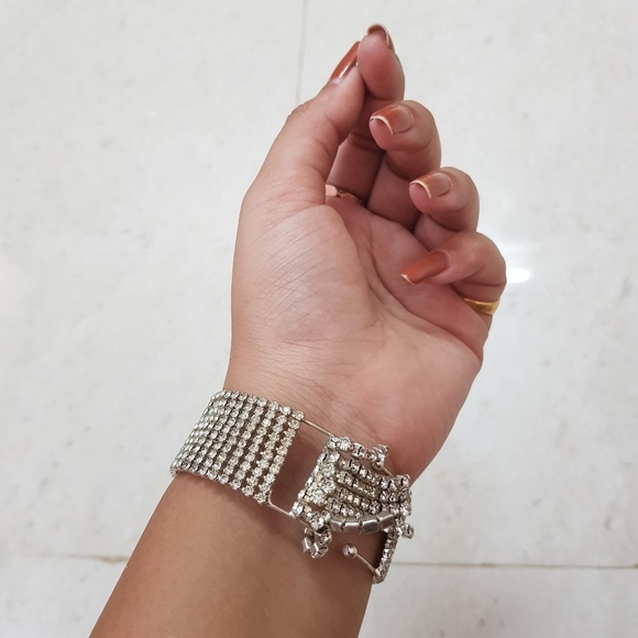 Braclet - Picture 3 of 4